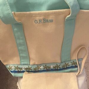 Cream and Blue Women's Tote Bag with small wristlet - never used - no tag